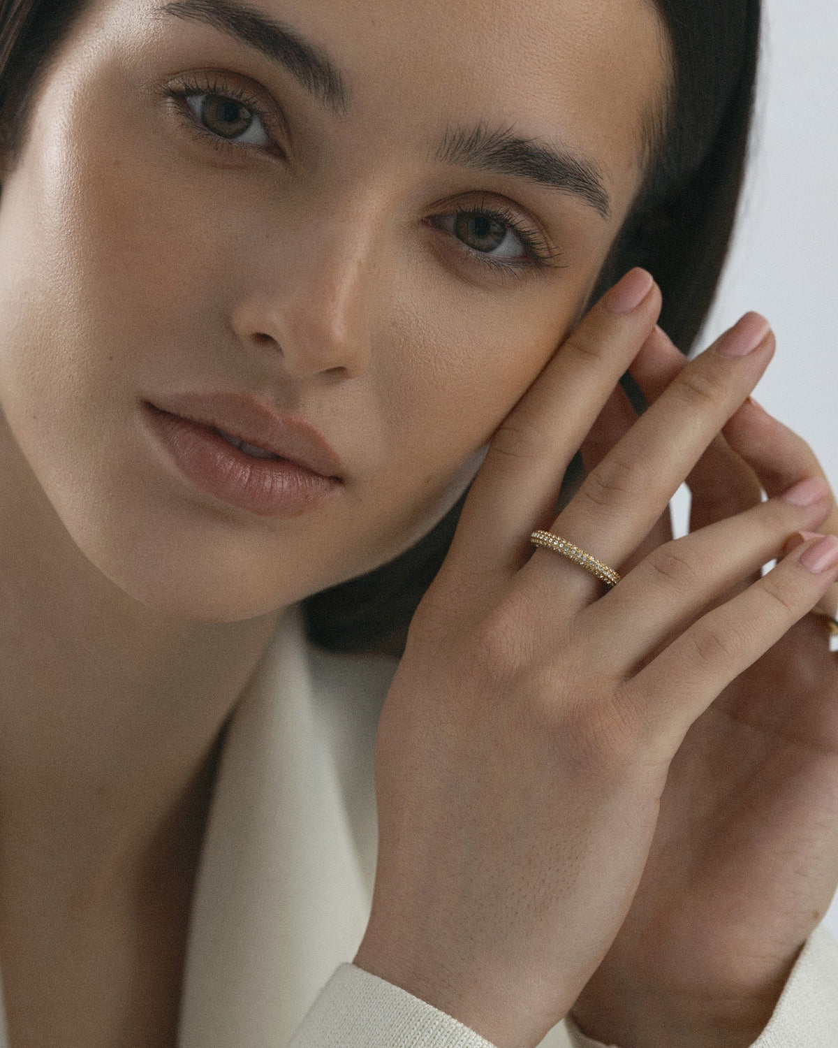 Pavé eternal ring