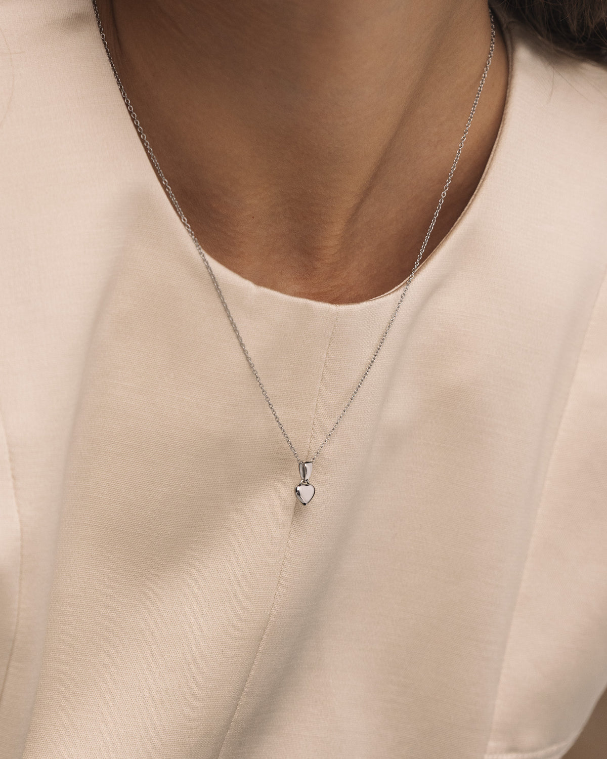 Sweetheart Medium Necklace