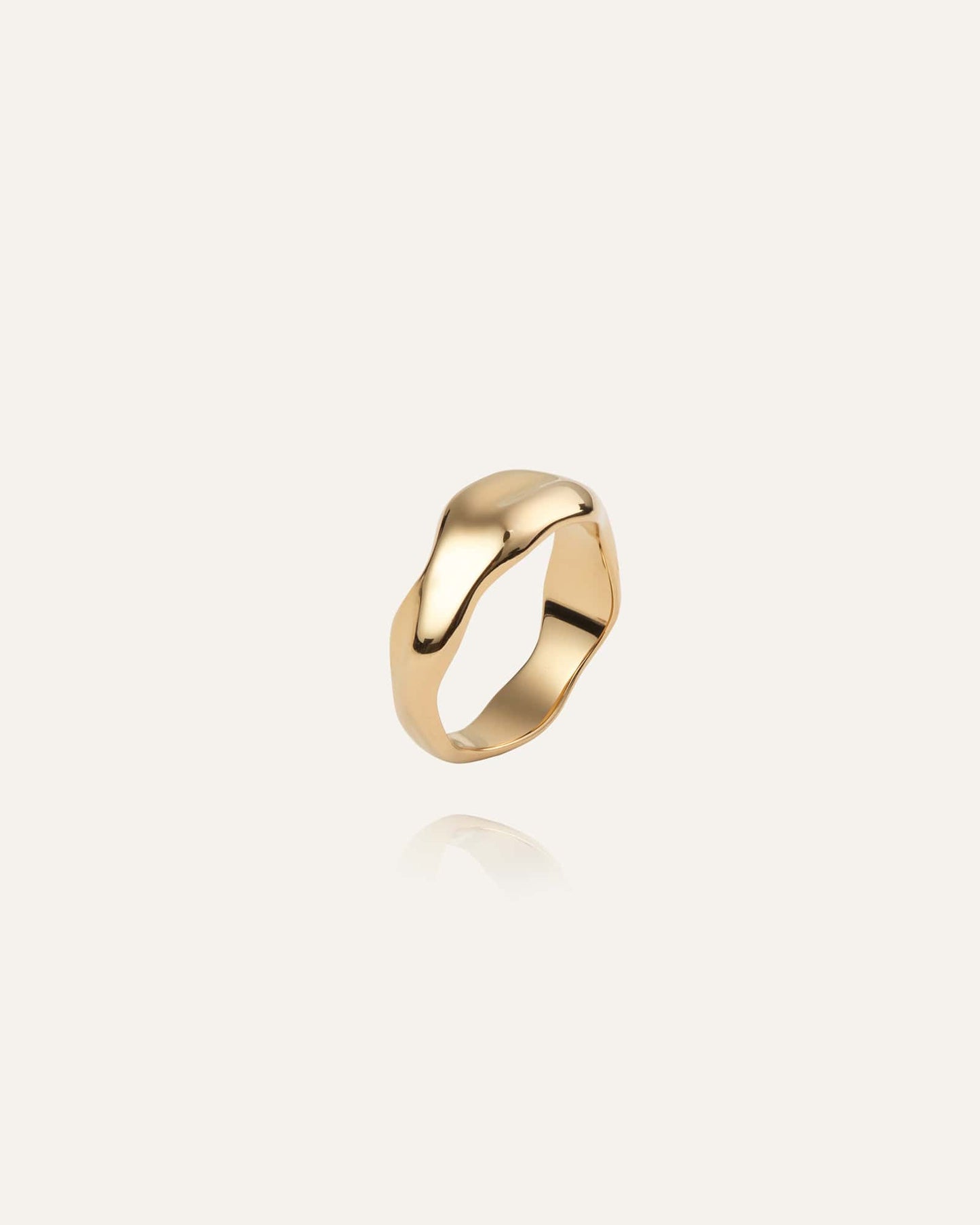 WAVY BOLDED RING