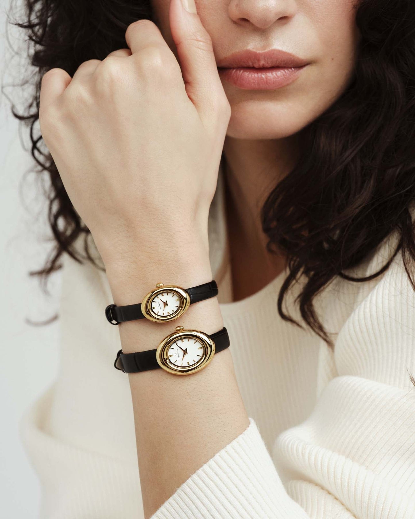 Belle Oval Petite Leather Watch