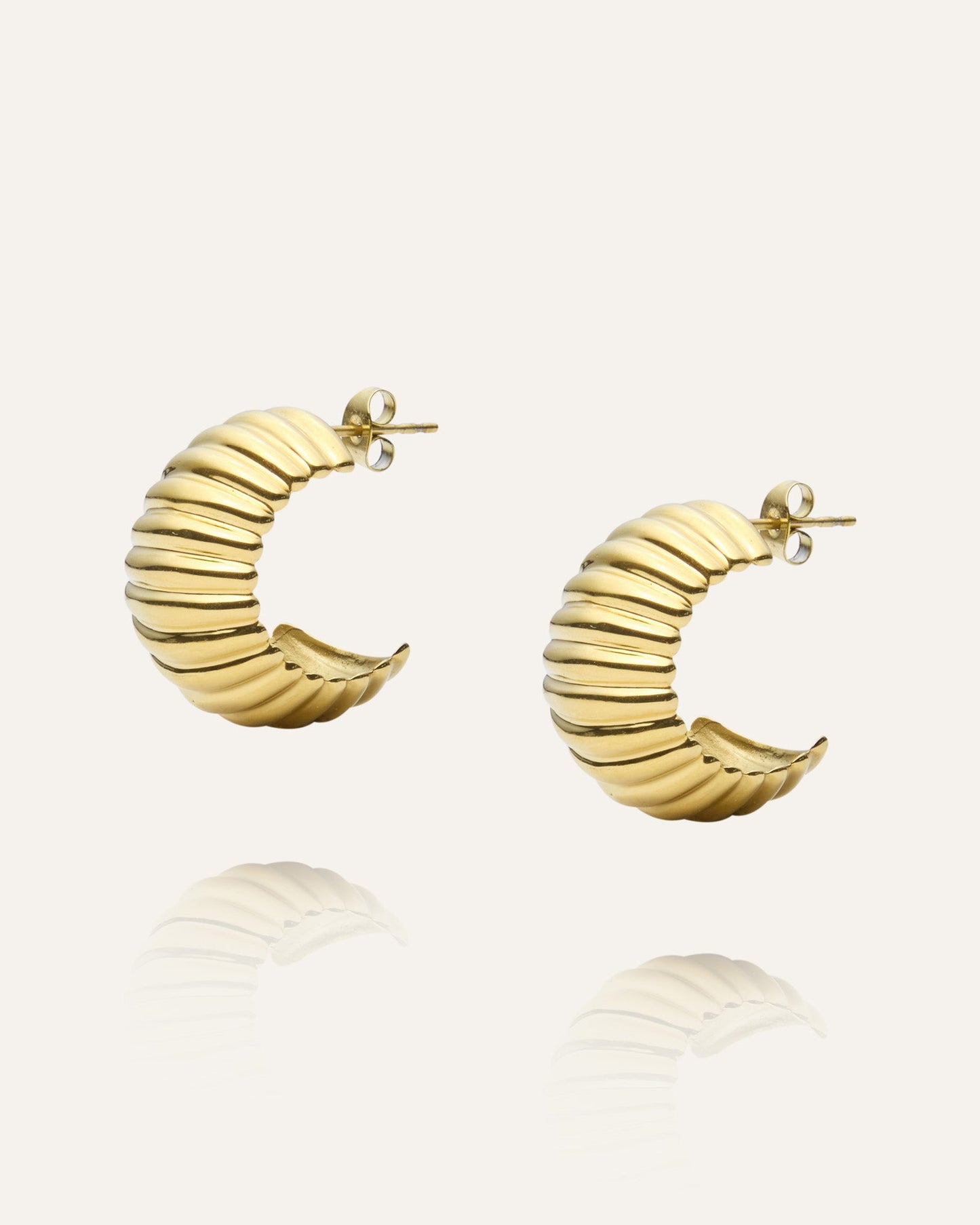 Karin Gold Earring