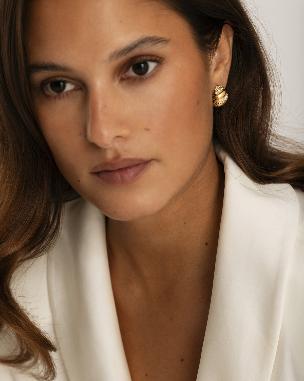 Noela Medium Hoops