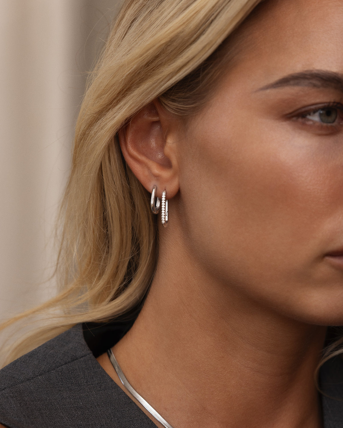 Sparkle Medium U-Hoops