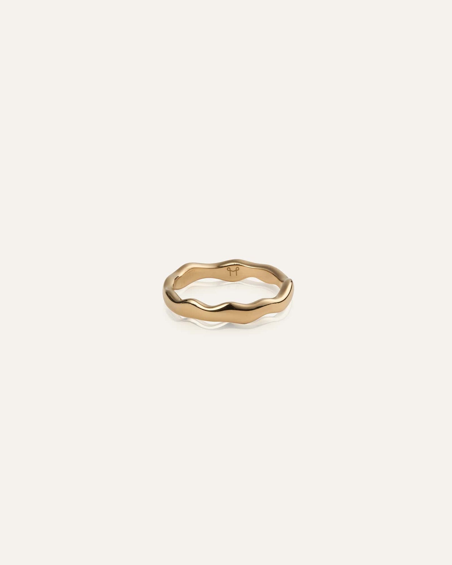 WAVY PETITE RING