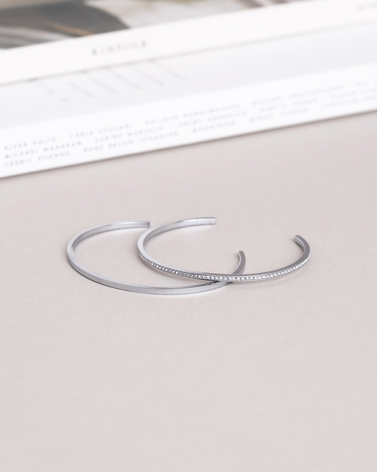 Sleek Bangle Medium